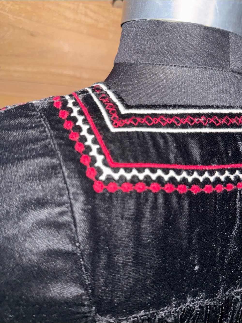 Black Velvet Boho Dress with Red & White Embroidery pockets size EU34 : US 2/4 - Picture 10 of 15